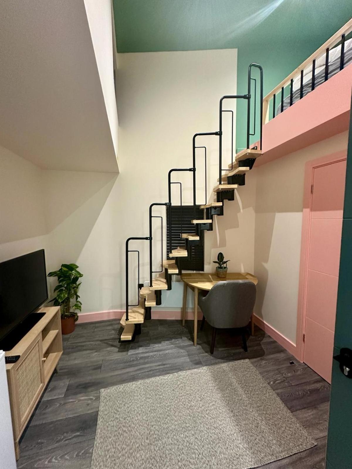 Cozy En-Suite Loft In Trendy Local Londen Buitenkant foto