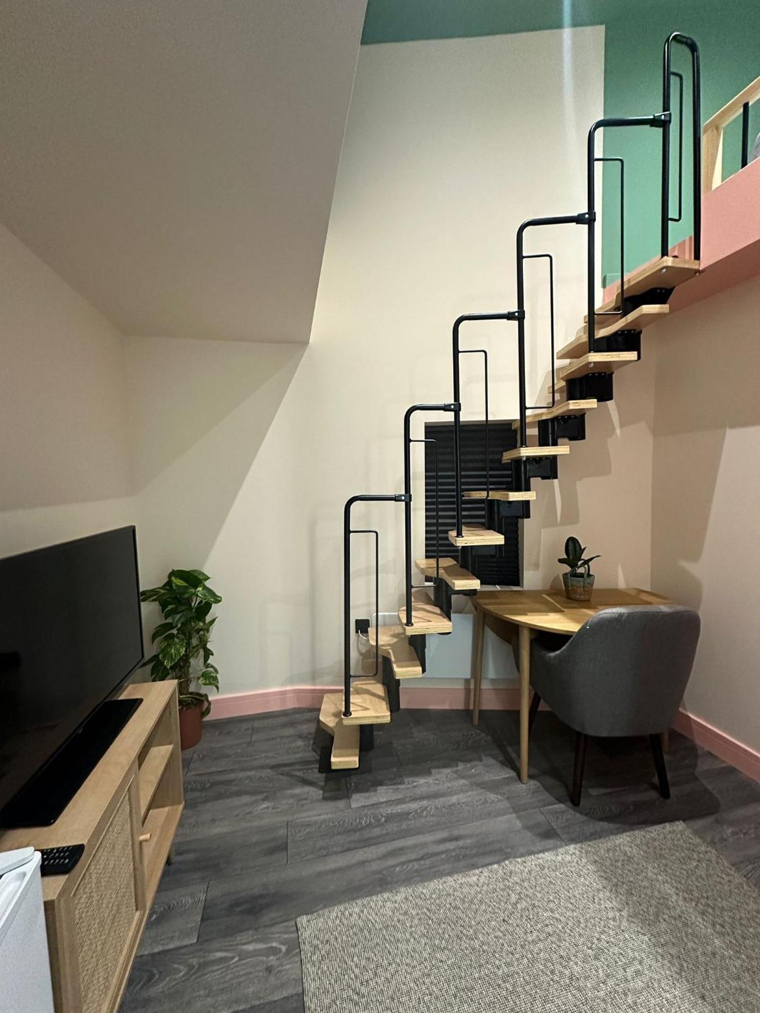 Cozy En-Suite Loft In Trendy Local Londen Buitenkant foto